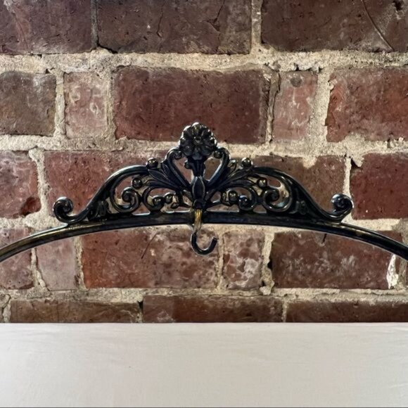 Vintage Simpson Hall Miller & Co #176 Victorian Silver Plated Bridal Basket - Picture 3 of 7